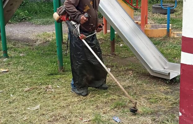 Jornada de limpieza y recuperación de espacios públicos en San Sebastián.